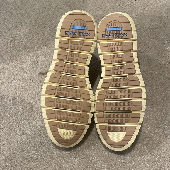 Cole Haan, the Mens' ZERØGRAND Remastered Wingtip Leather Oxford Size 7W - Picture 3 of 9